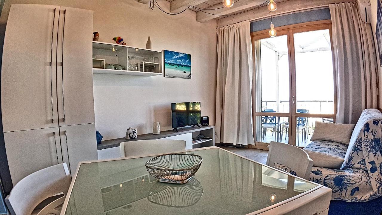 Asinaro Residence - Fronte Mare Calabernardo Εξωτερικό φωτογραφία