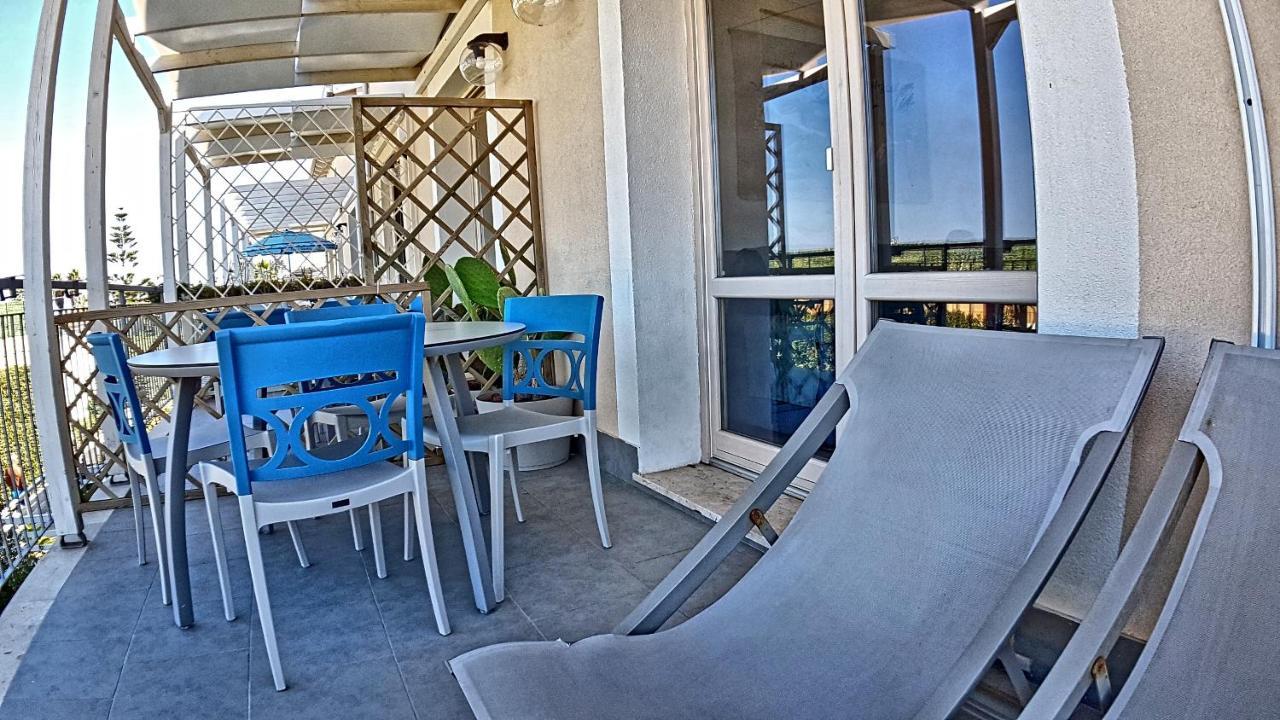 Asinaro Residence - Fronte Mare Calabernardo Εξωτερικό φωτογραφία